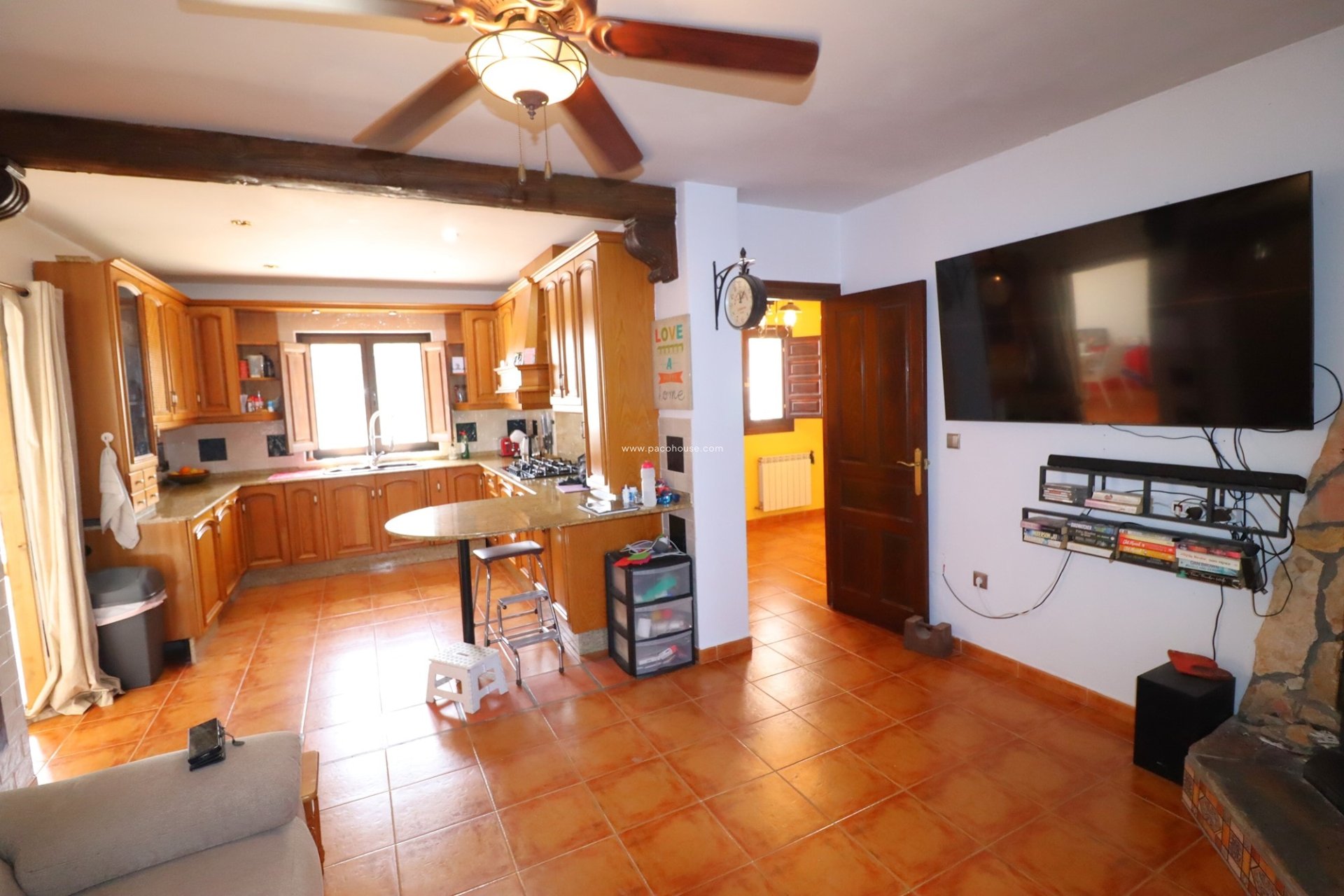 Resale - Cortijo -
Velez-Rubio