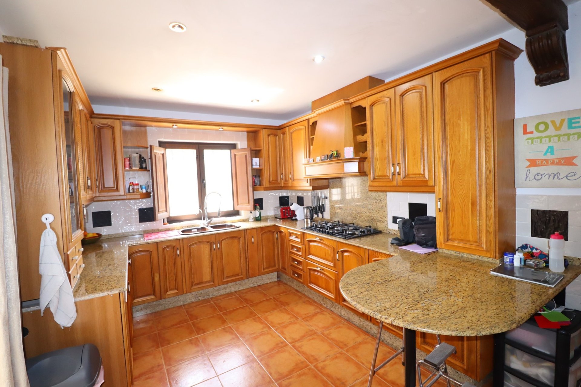 Resale - Cortijo -
Velez-Rubio