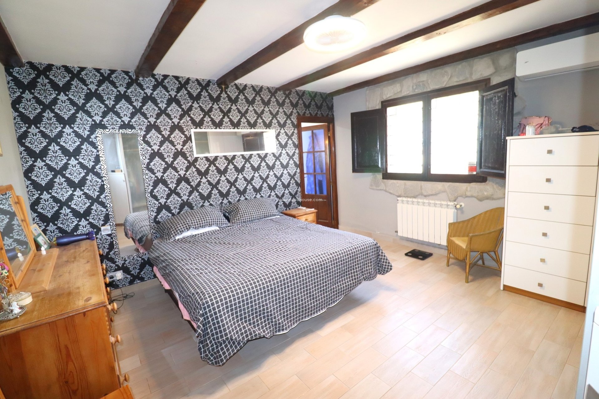 Resale - Cortijo -
Velez-Rubio