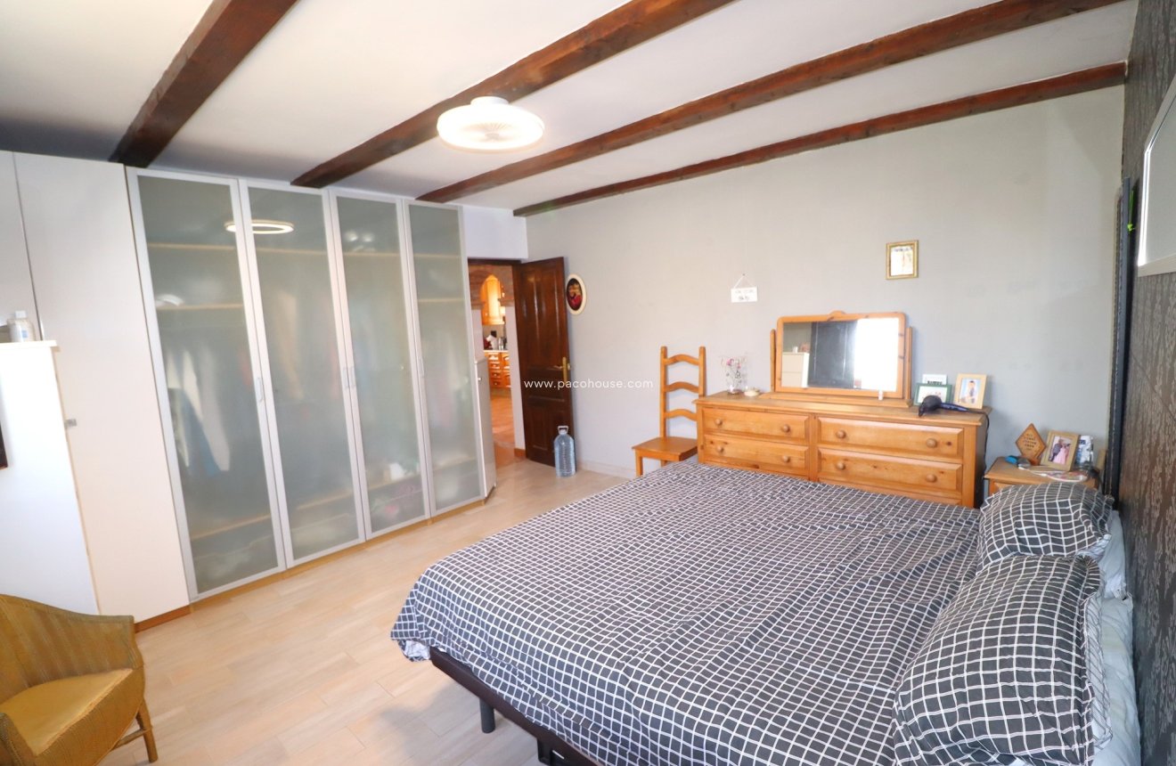 Resale - Cortijo -
Velez-Rubio