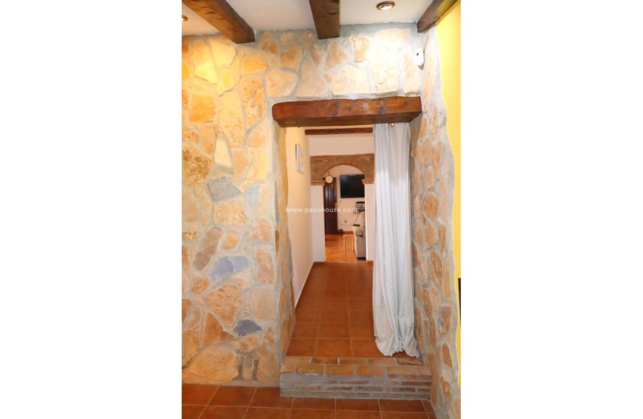 Resale - Cortijo -
Velez-Rubio