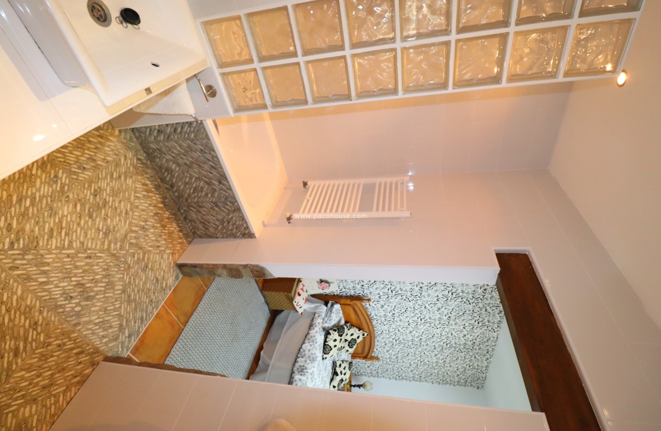 Resale - Cortijo -
Velez-Rubio