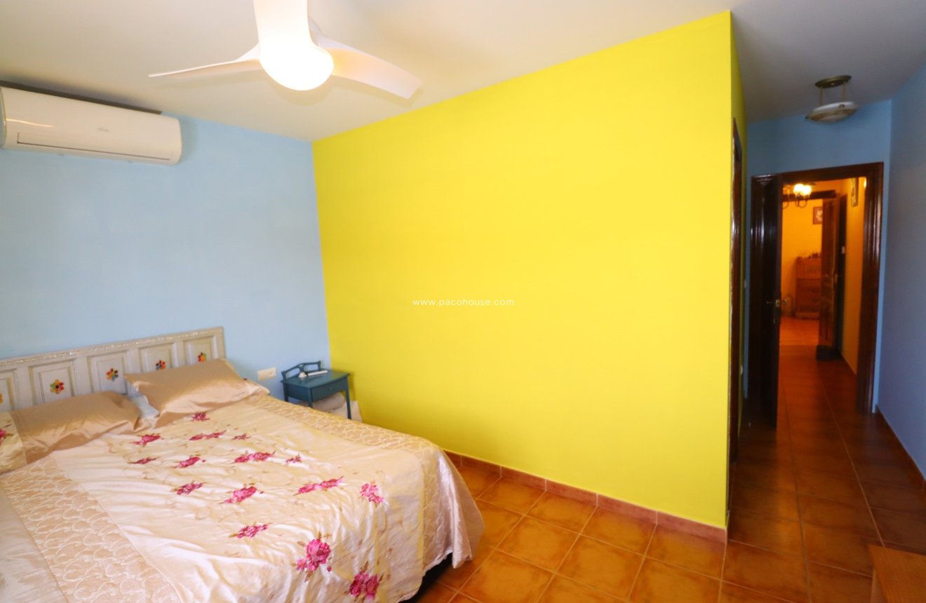 Resale - Cortijo -
Velez-Rubio