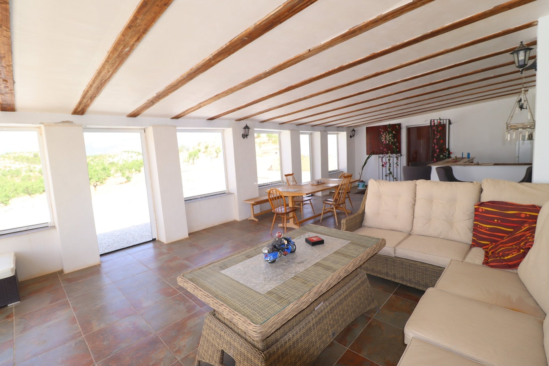 Resale - Cortijo -
Velez-Rubio