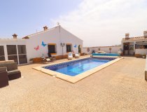 Resale - Cortijo -
Velez-Rubio