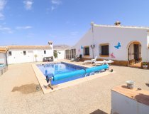 Resale - Cortijo -
Velez-Rubio