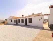 Resale - Cortijo -
Velez-Rubio