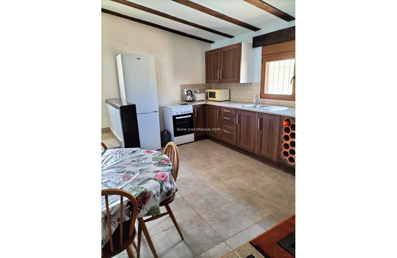 Resale - Cortijo -
Velez-Rubio