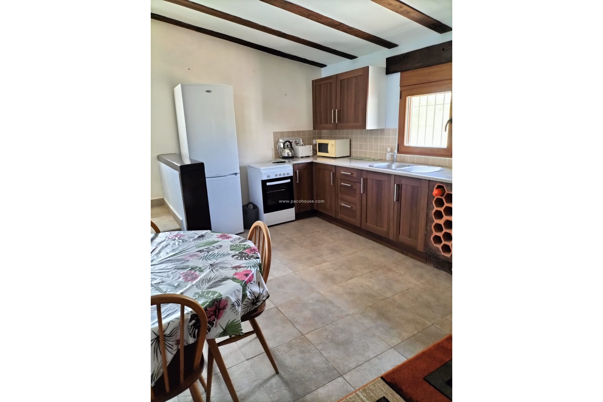 Resale - Cortijo -
Velez-Rubio