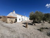 Resale - Cortijo -
Velez-Rubio