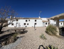 Resale - Cortijo -
Velez-Rubio