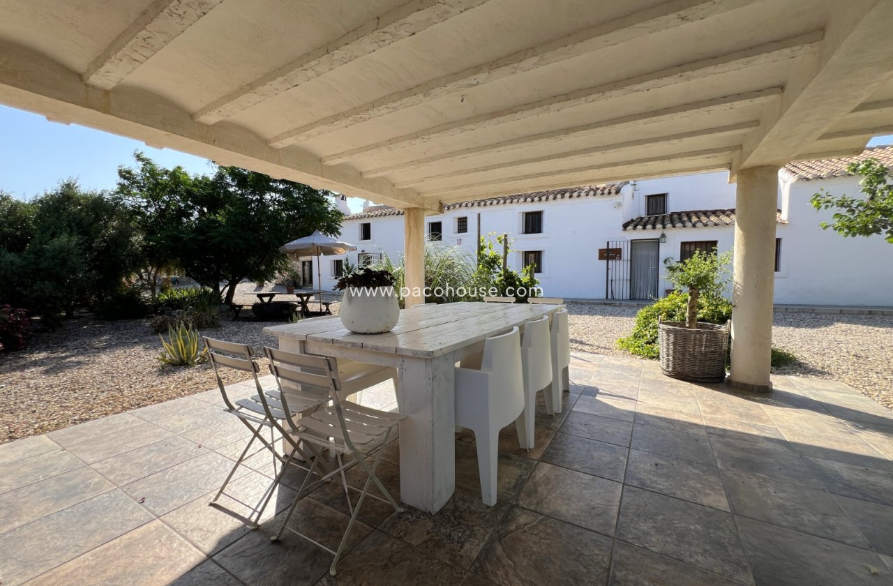 Resale - Cortijo -
Velez-Rubio