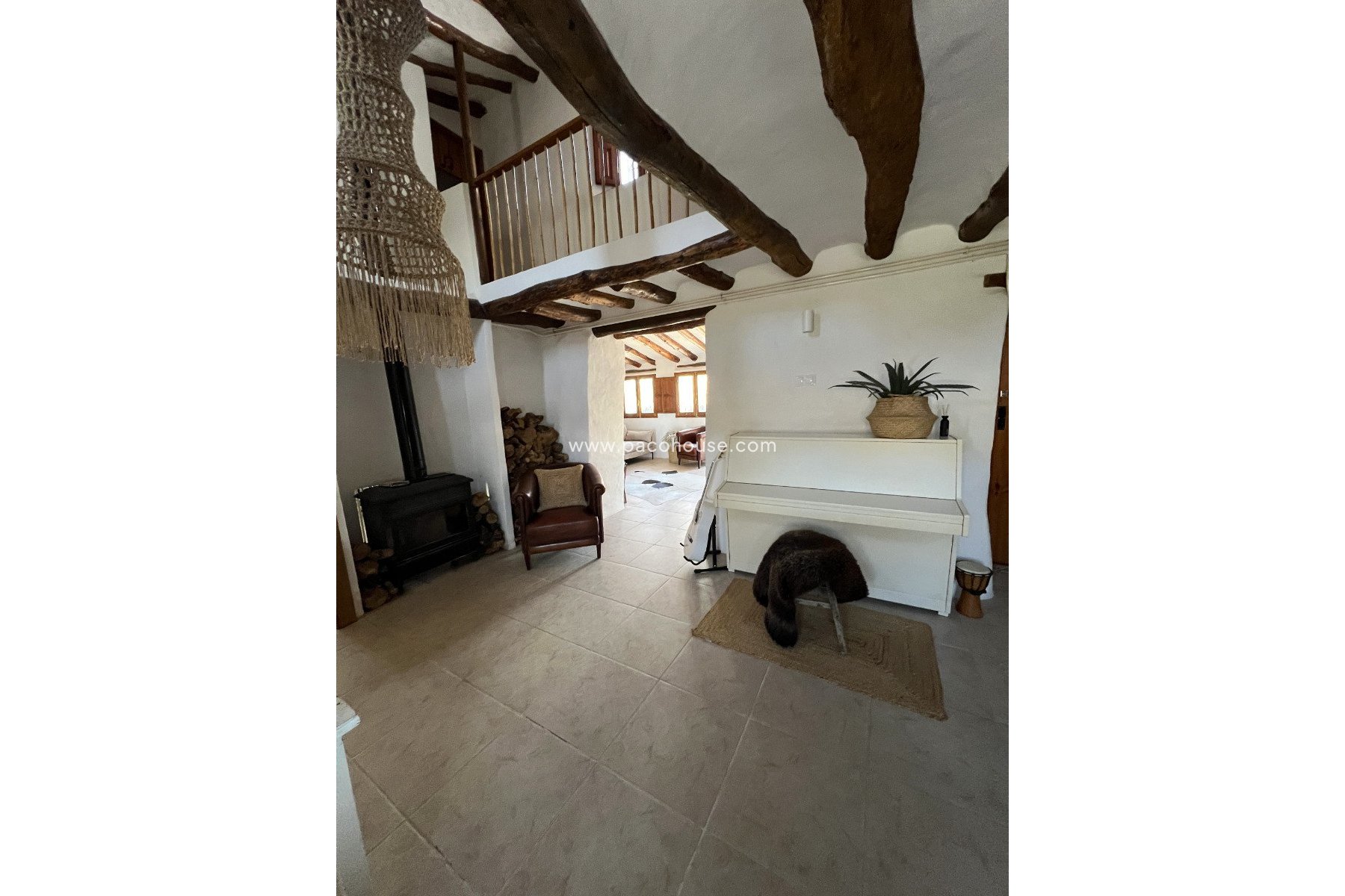 Resale - Cortijo -
Velez-Rubio