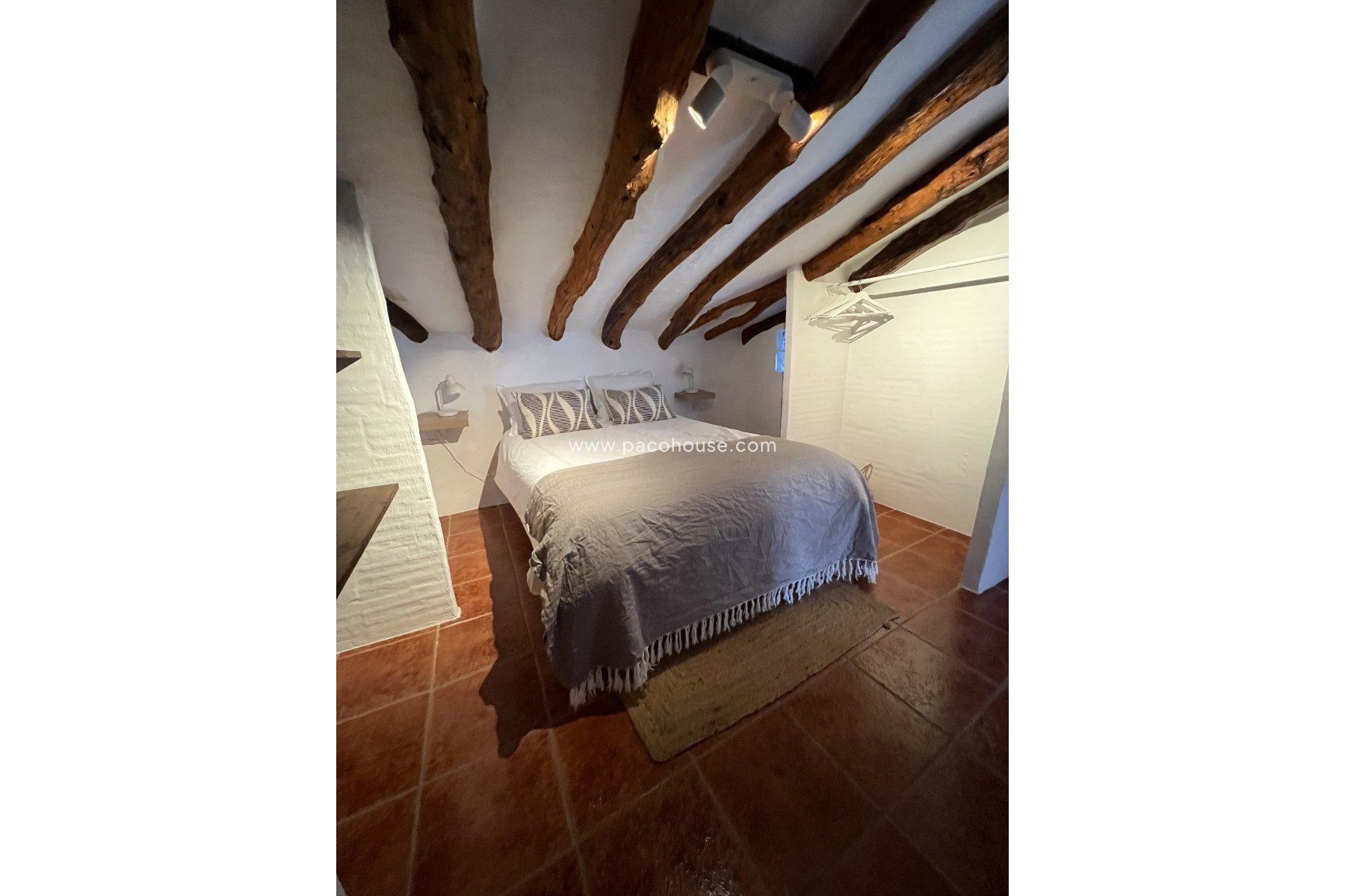 Resale - Cortijo -
Velez-Rubio