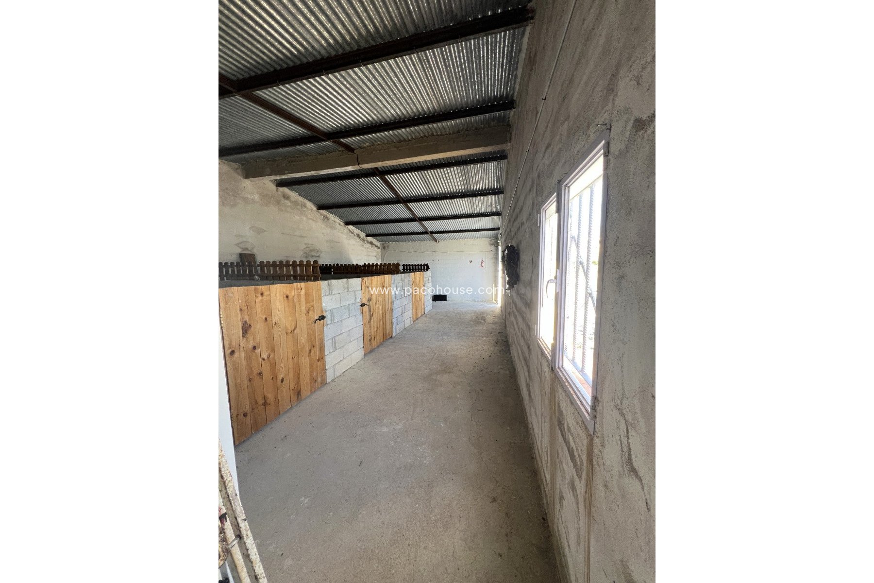 Resale - Cortijo -
Velez-Rubio