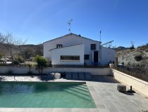 Resale - Cortijo -
Velez-Rubio