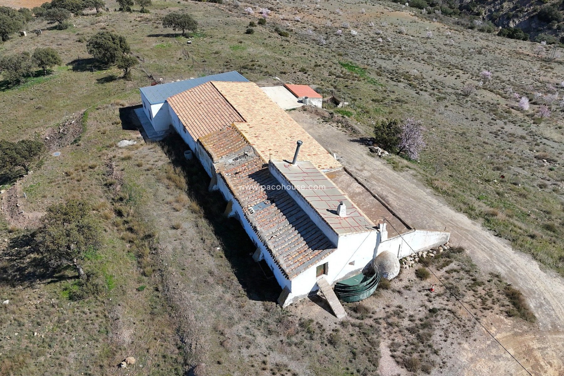 Resale - Cortijo -
Velez-Rubio