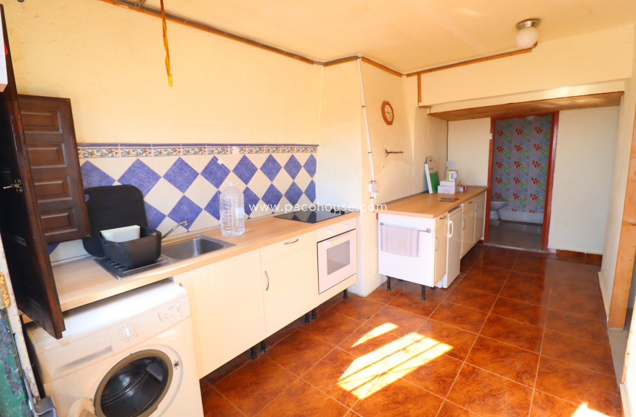 Resale - Cortijo -
Velez-Rubio