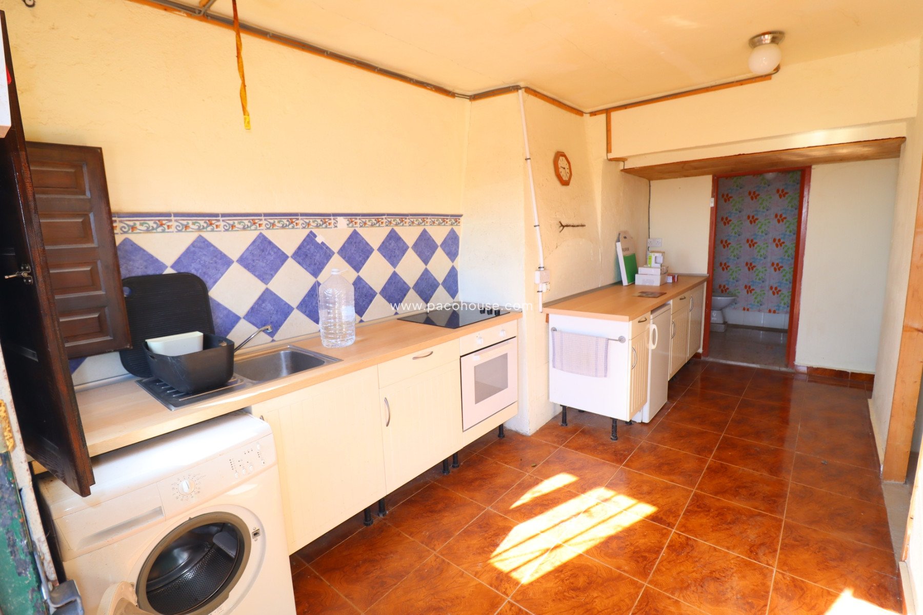 Resale - Cortijo -
Velez-Rubio