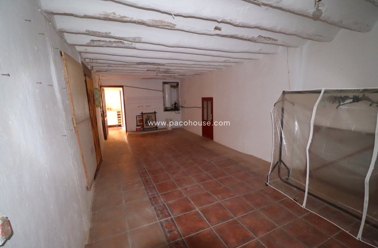 Resale - Cortijo -
Velez-Rubio