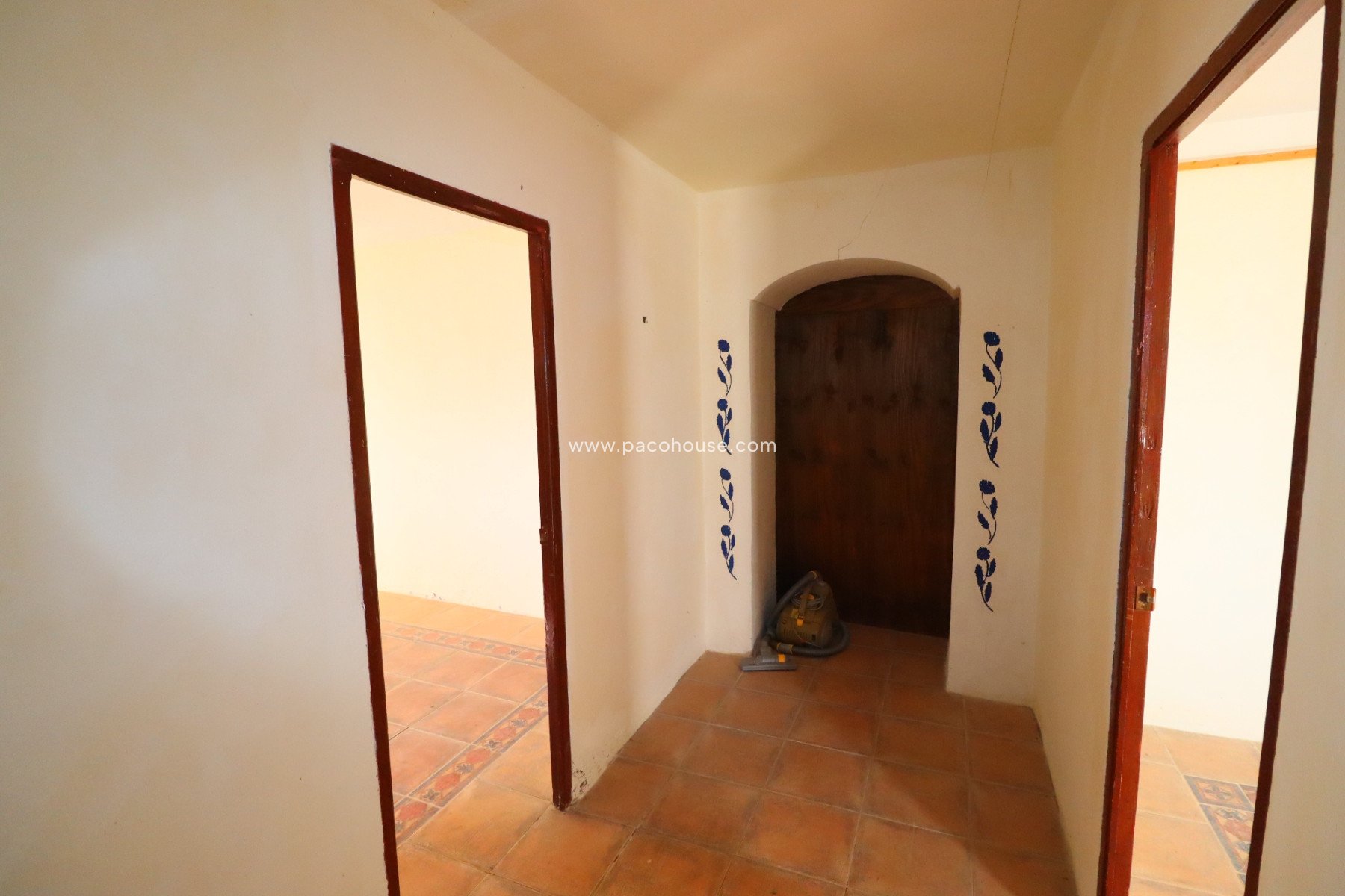 Resale - Cortijo -
Velez-Rubio