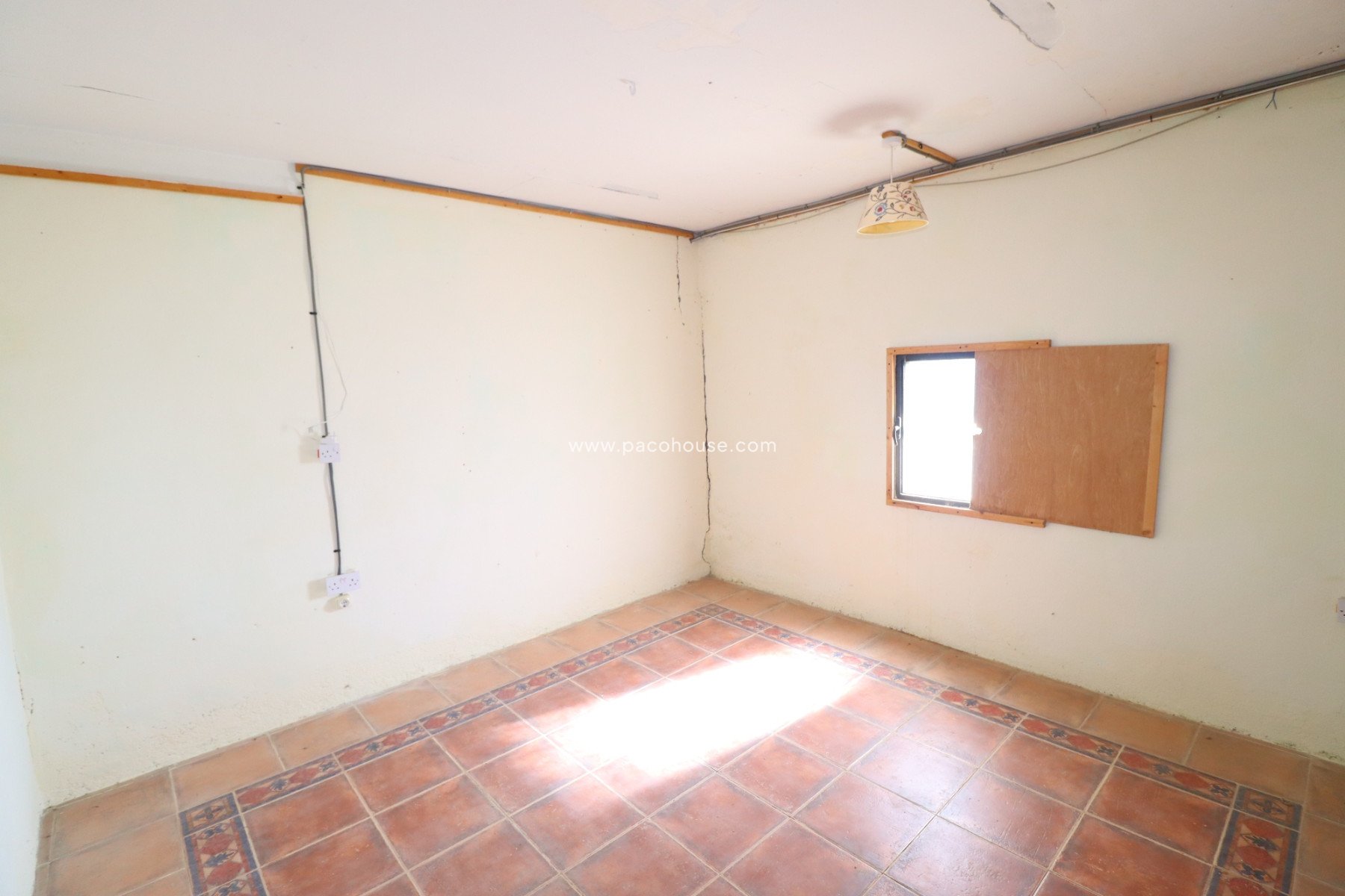 Resale - Cortijo -
Velez-Rubio