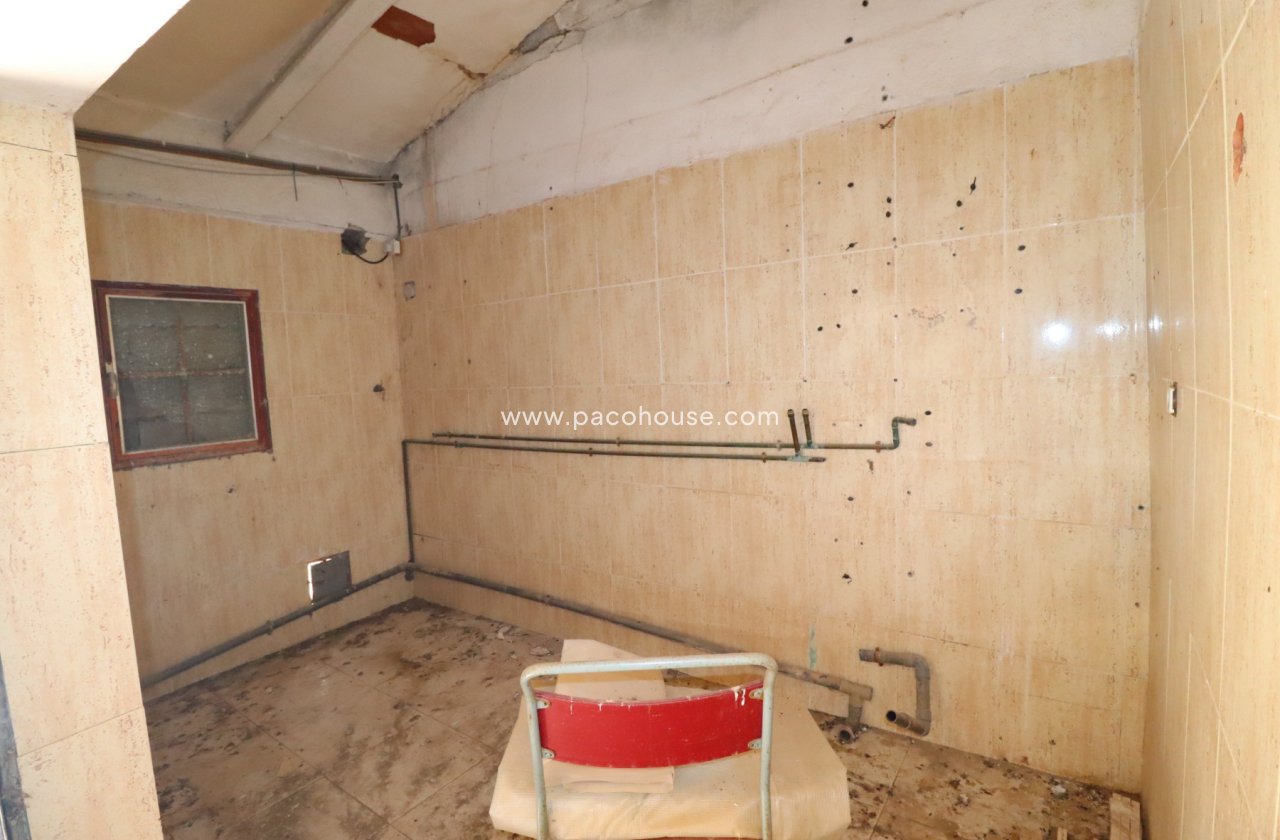 Resale - Cortijo -
Velez-Rubio