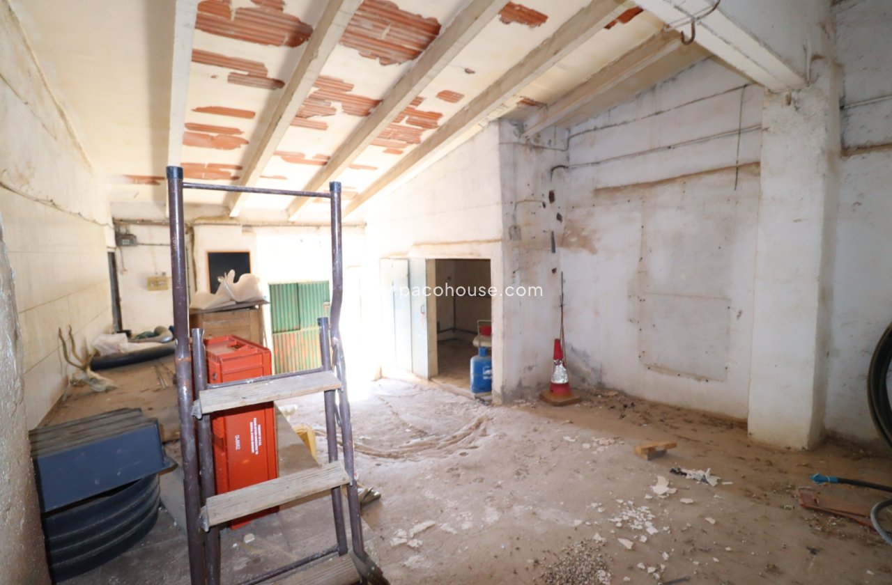 Resale - Cortijo -
Velez-Rubio