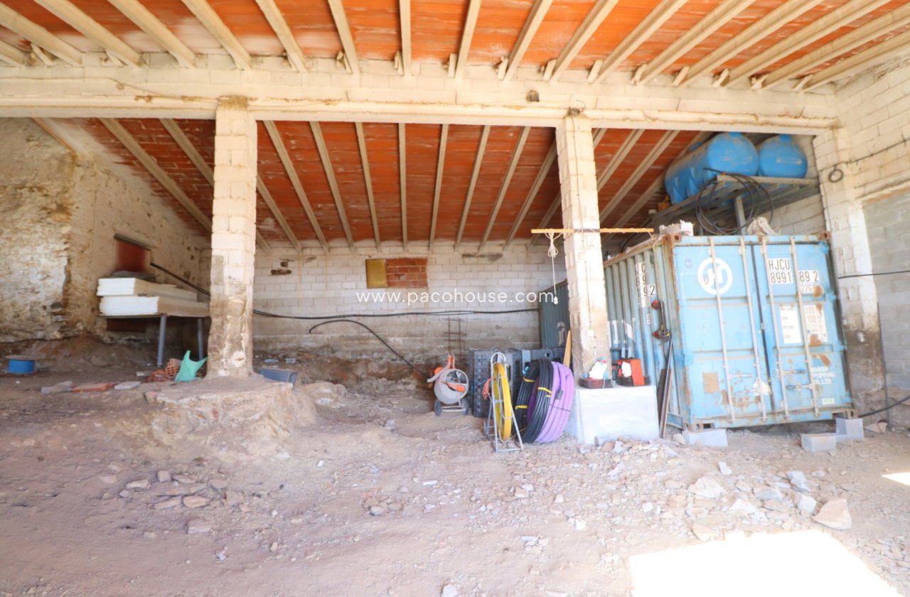 Resale - Cortijo -
Velez-Rubio