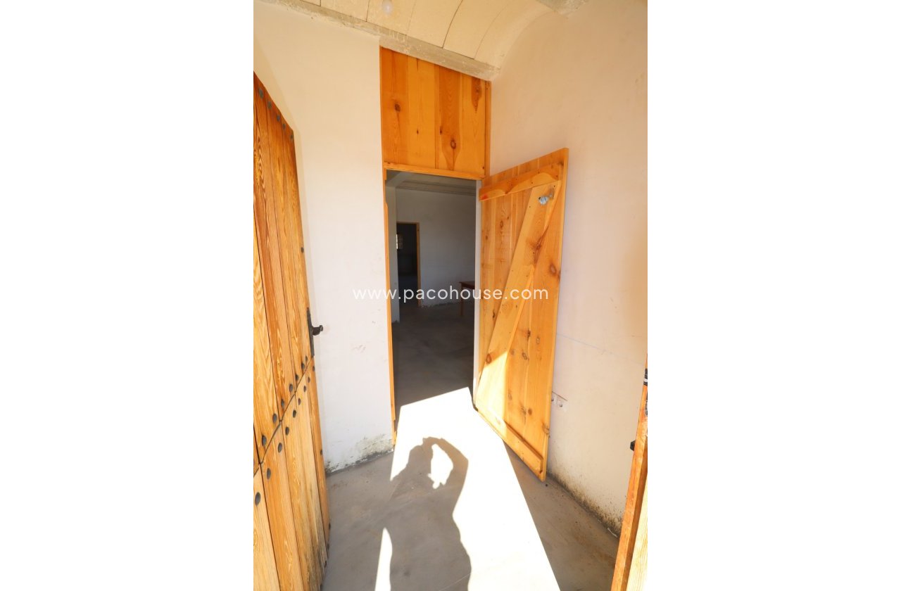 Resale - Cortijo -
Velez-Rubio