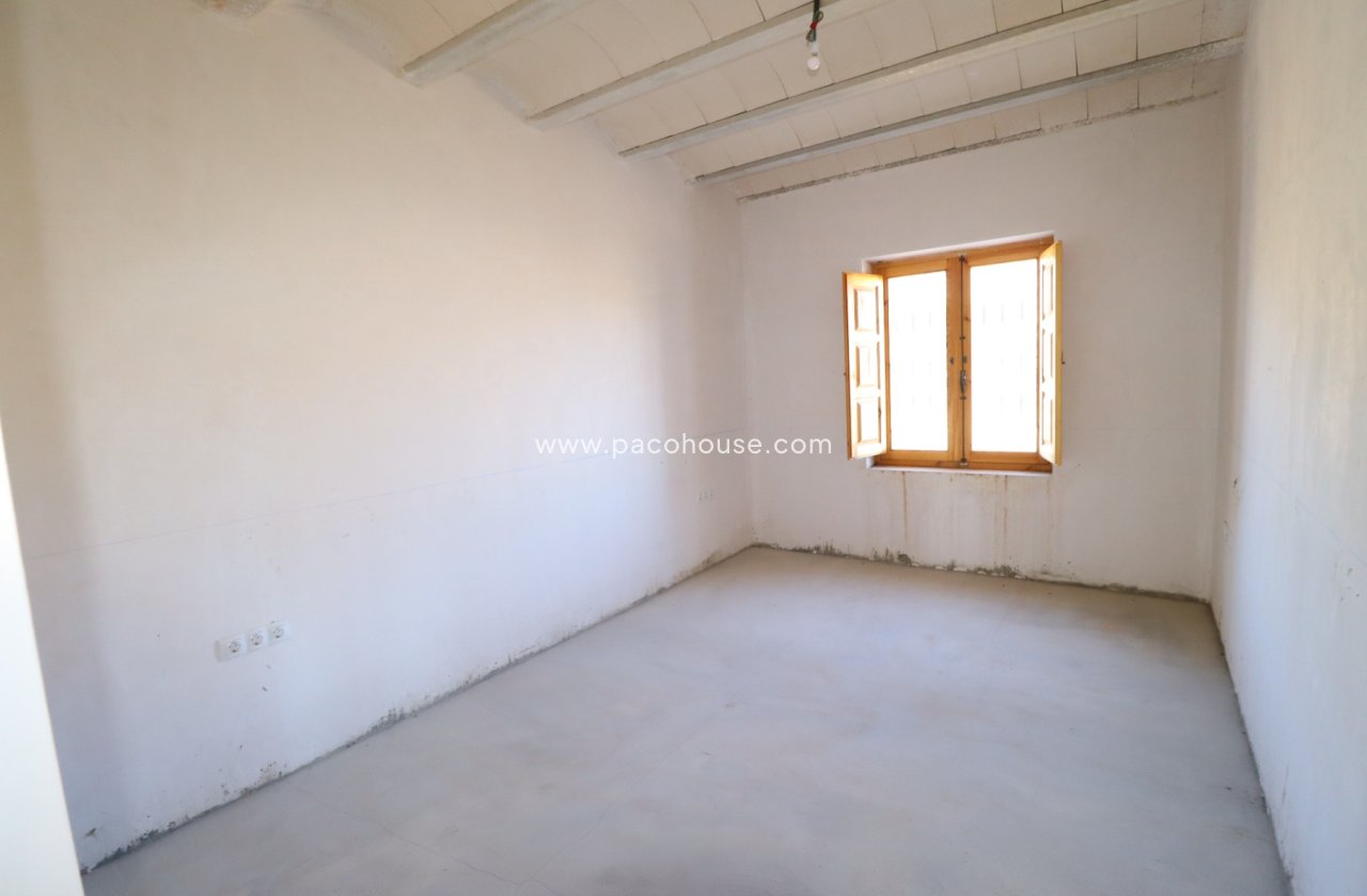 Resale - Cortijo -
Velez-Rubio