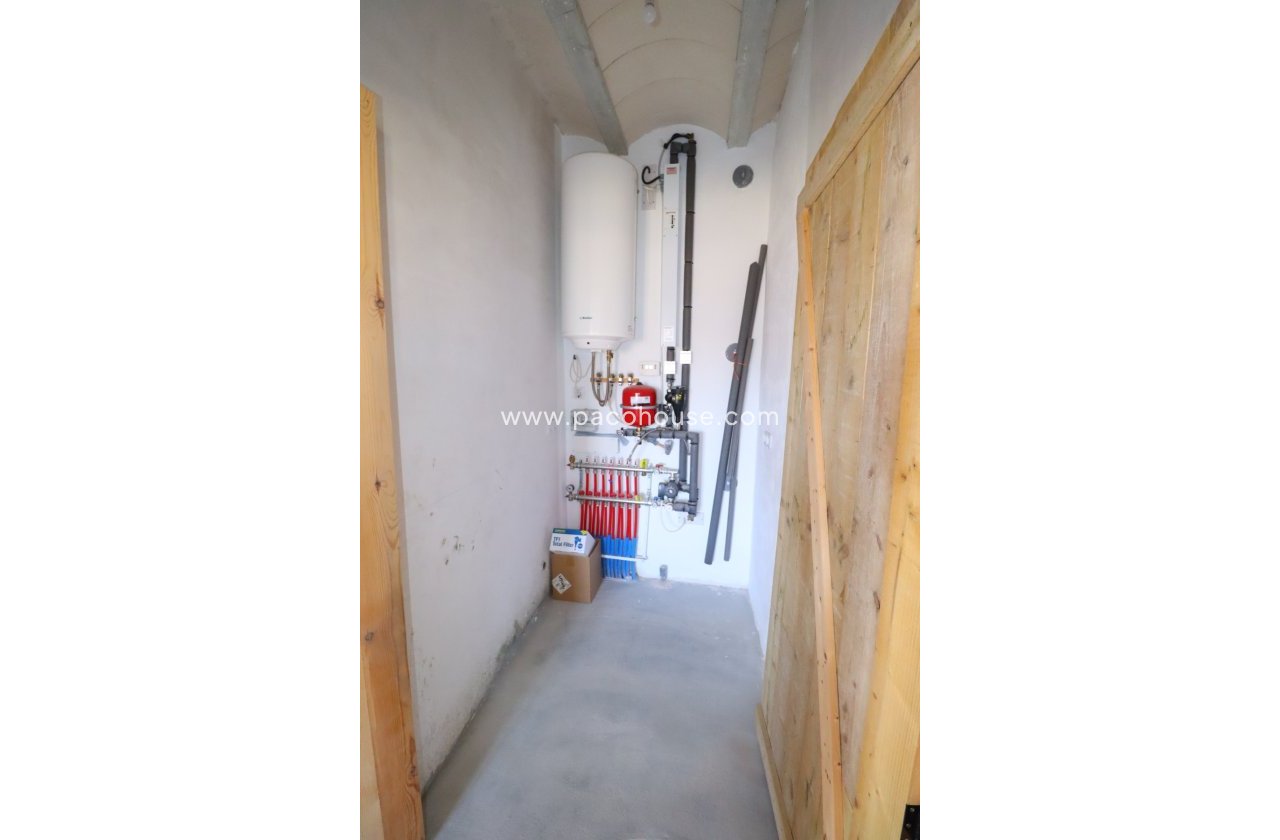 Resale - Cortijo -
Velez-Rubio