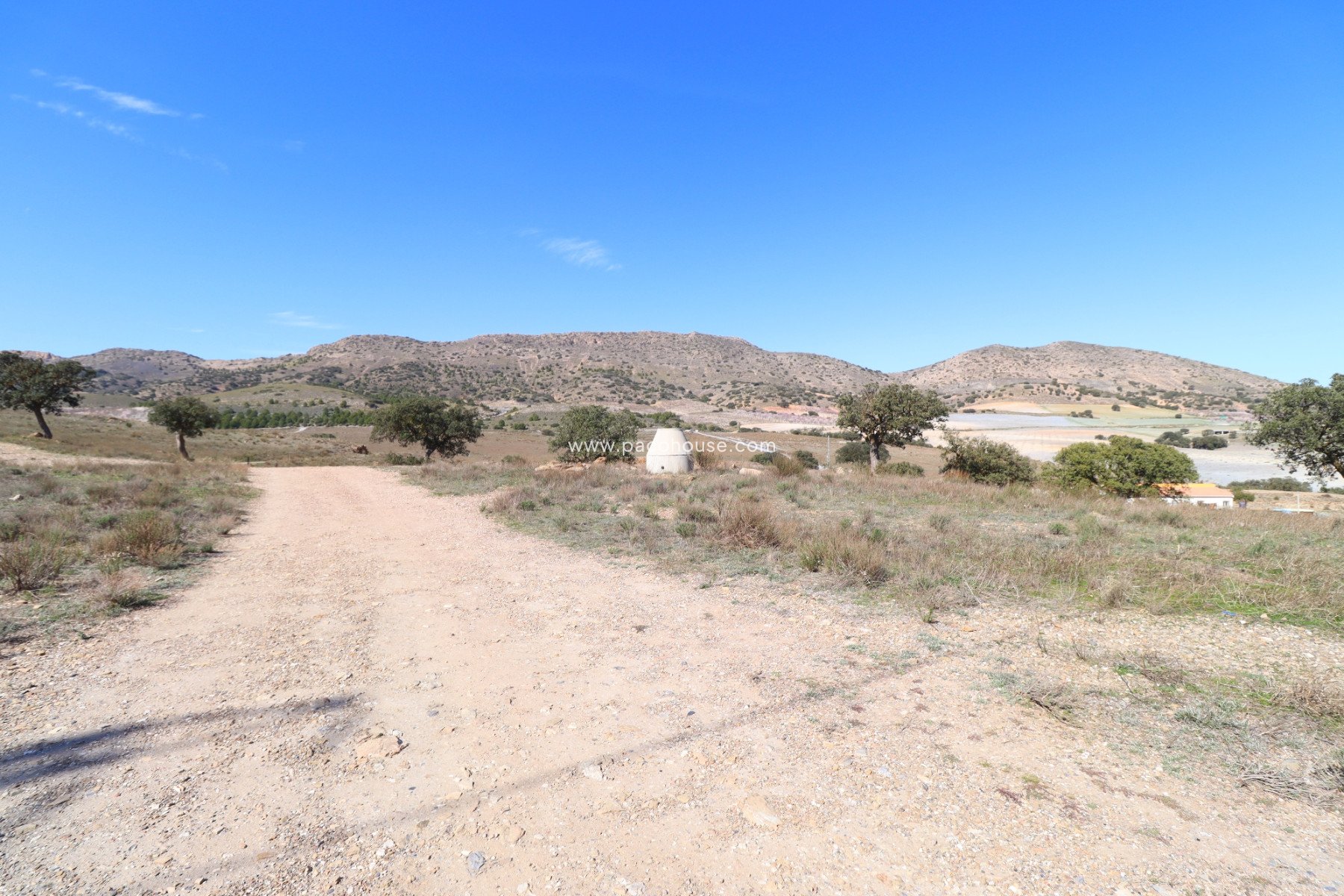 Resale - Cortijo -
Velez-Rubio