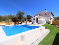 Resale - Cortijo -
Velez-Rubio