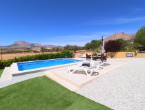 Resale - Cortijo -
Velez-Rubio