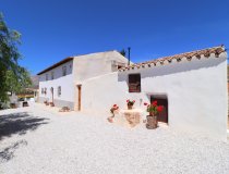 Resale - Cortijo -
Velez-Rubio