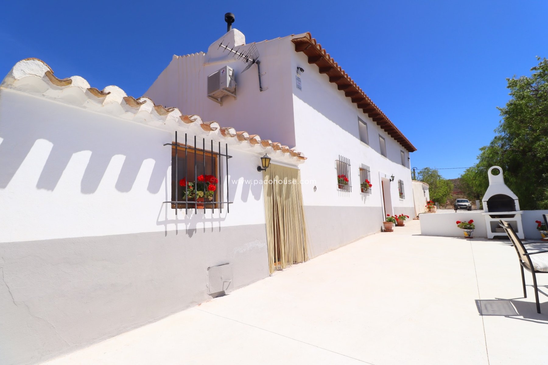 Resale - Cortijo -
Velez-Rubio