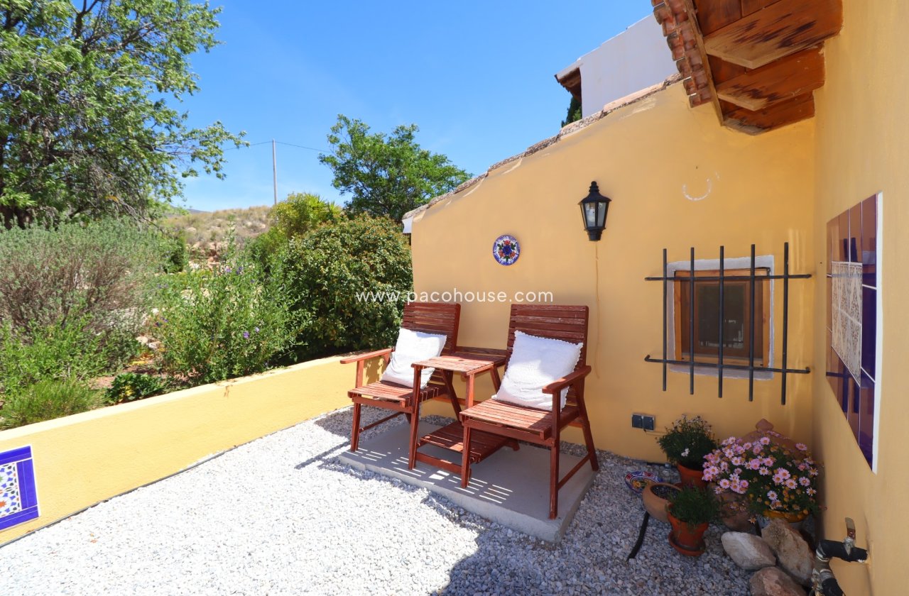 Resale - Cortijo -
Velez-Rubio