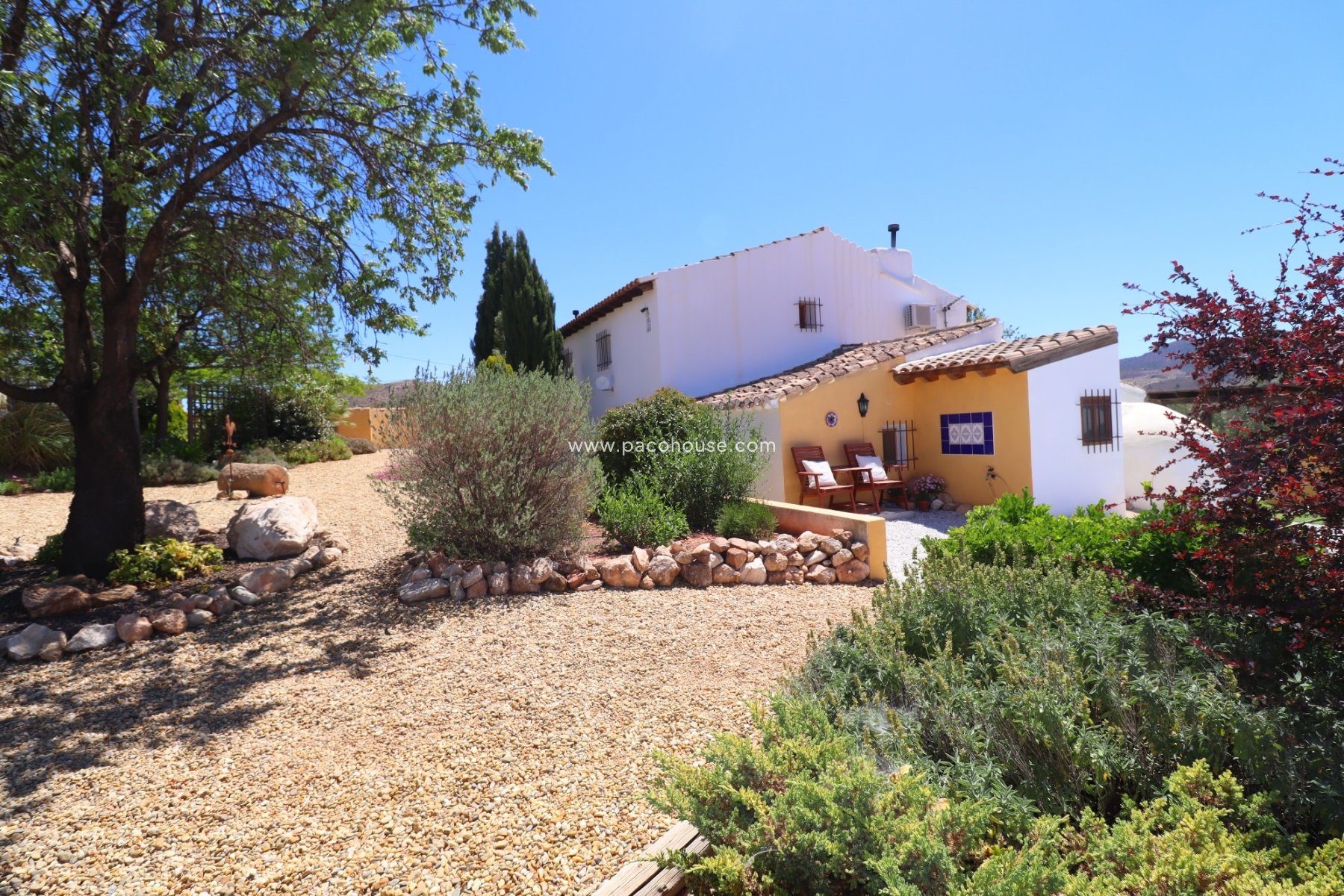 Resale - Cortijo -
Velez-Rubio