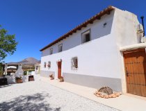 Resale - Cortijo -
Velez-Rubio