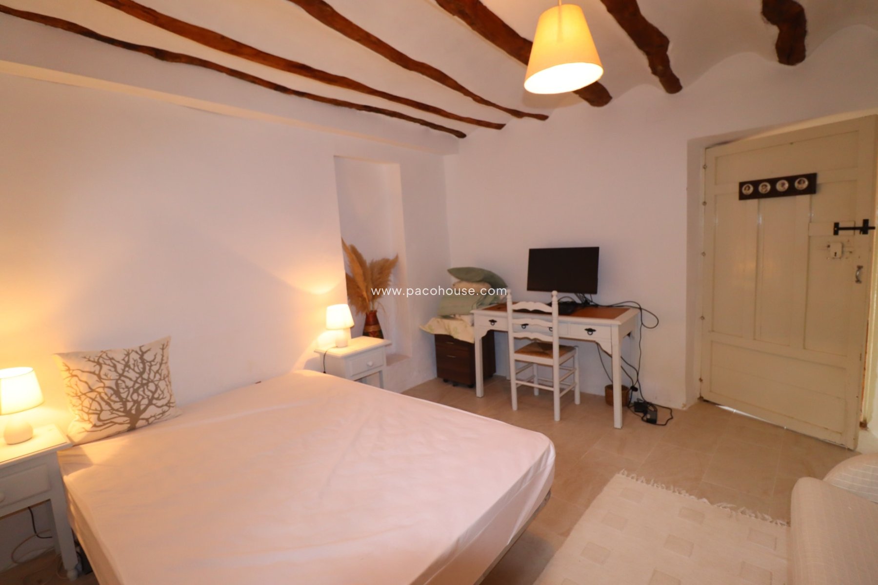 Resale - Cortijo -
Velez-Rubio