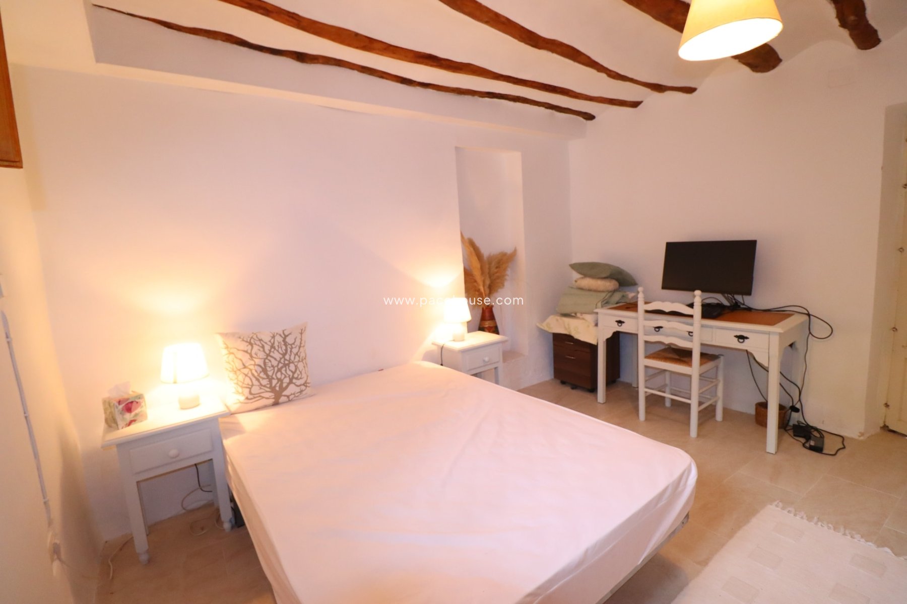 Resale - Cortijo -
Velez-Rubio