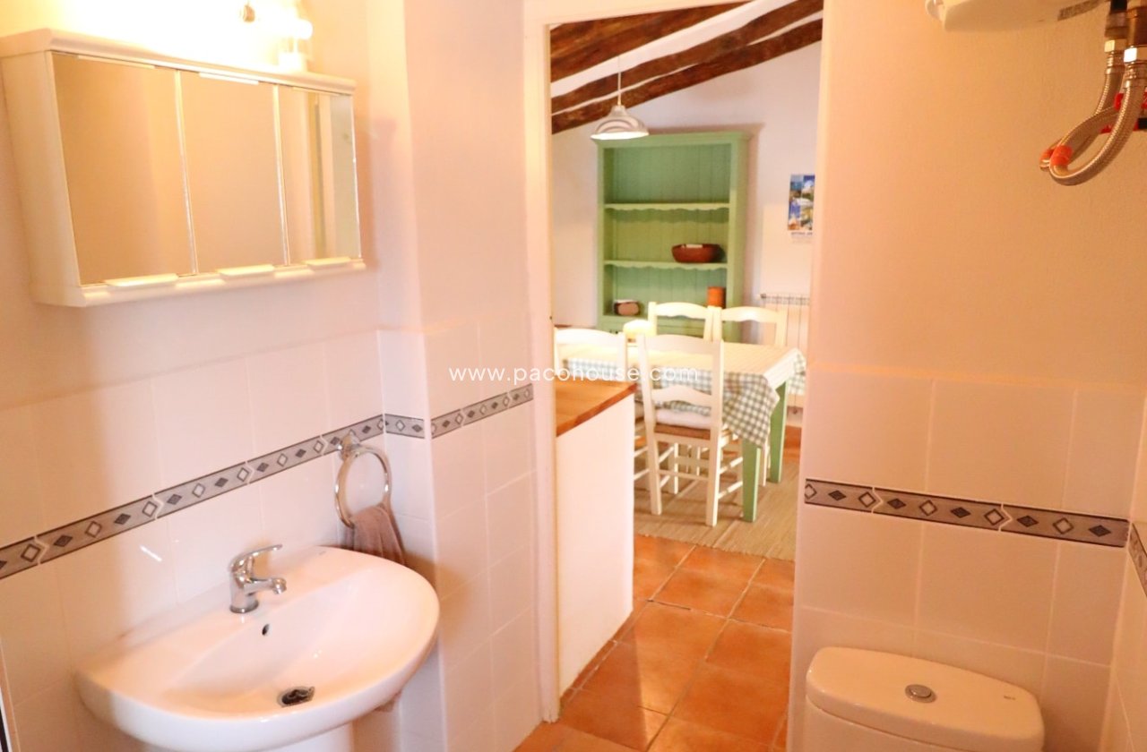 Resale - Cortijo -
Velez-Rubio