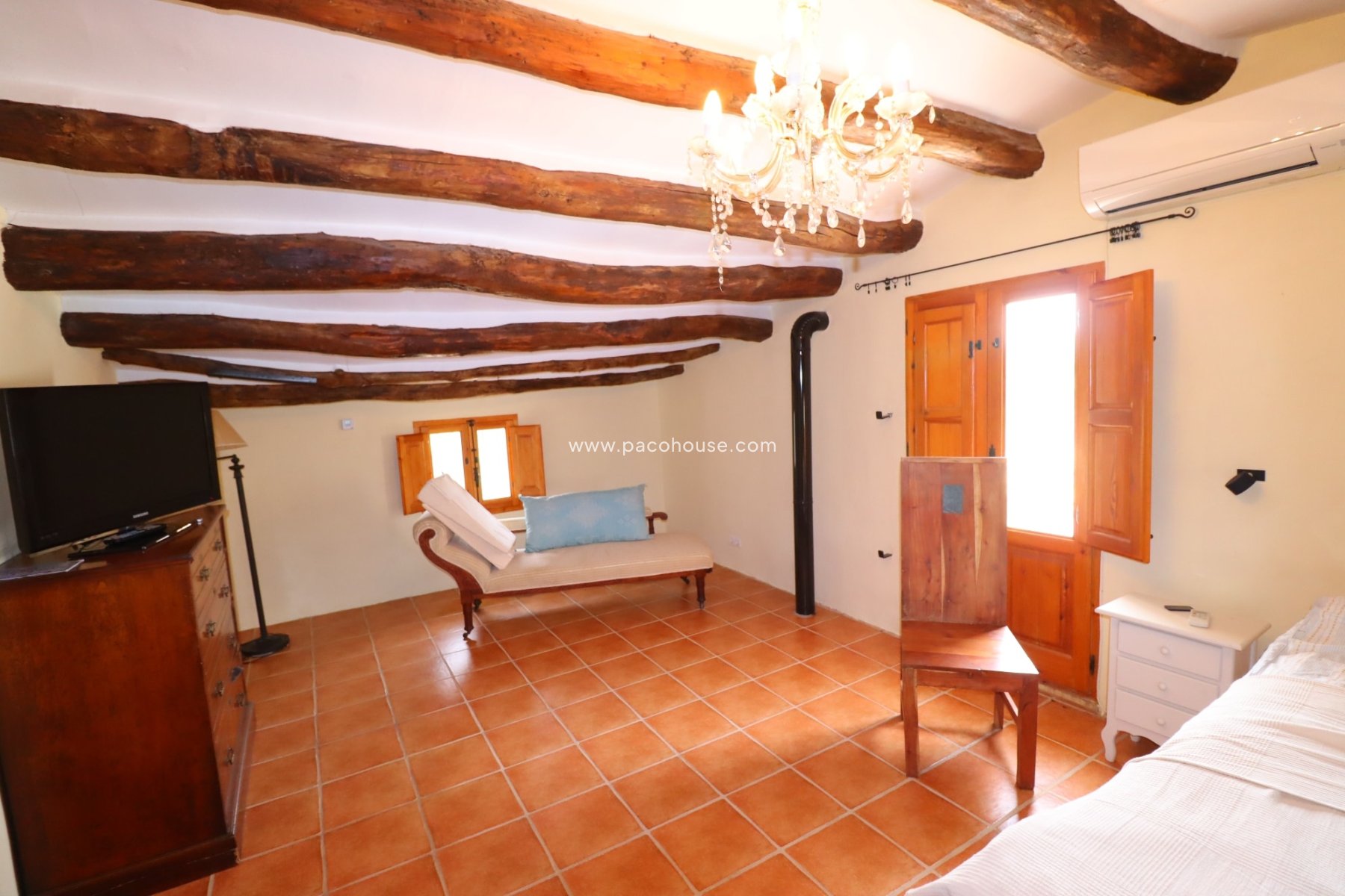 Resale - Cortijo -
Velez-Rubio