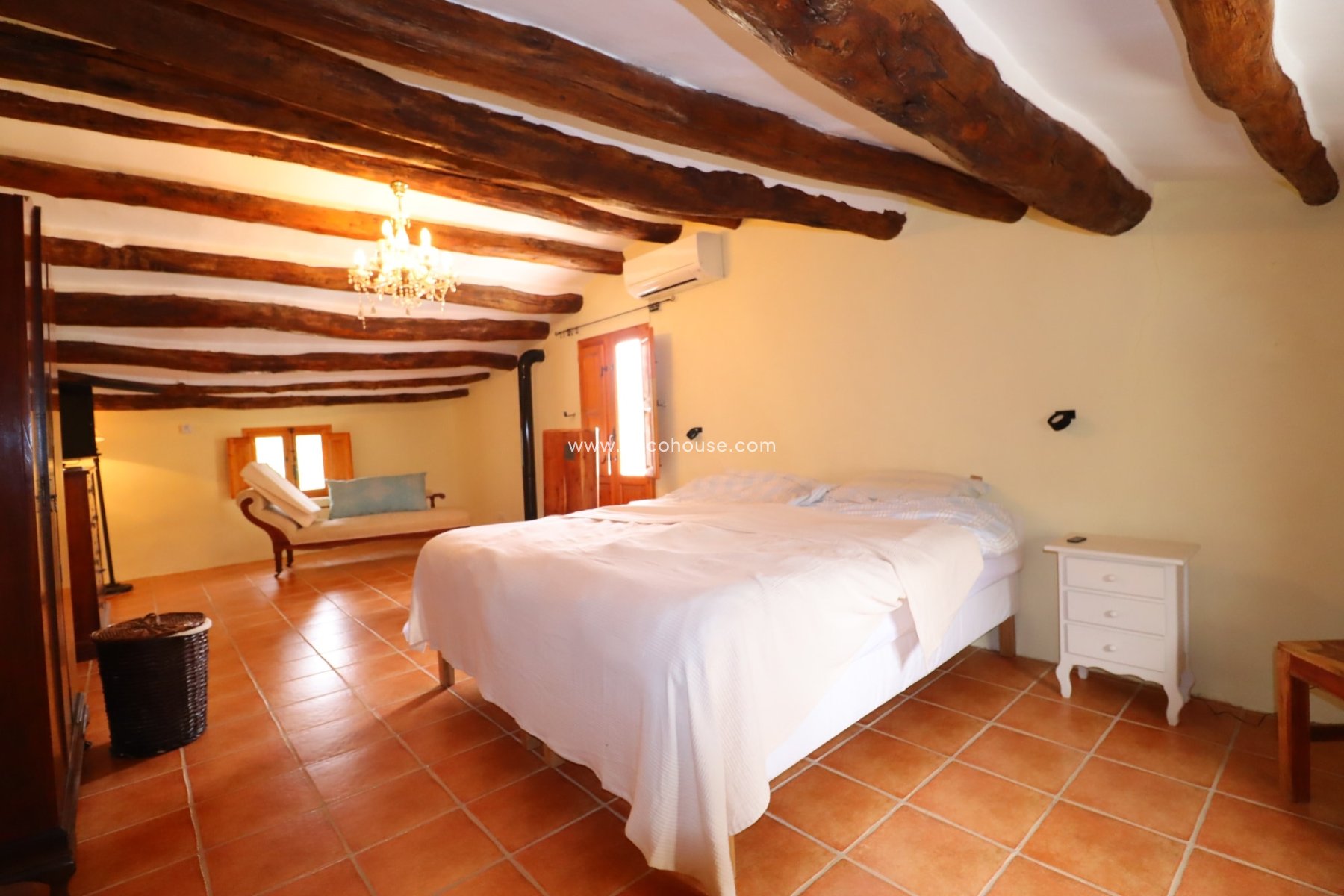 Resale - Cortijo -
Velez-Rubio