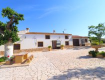 Resale - Cortijo -
Velez-Rubio