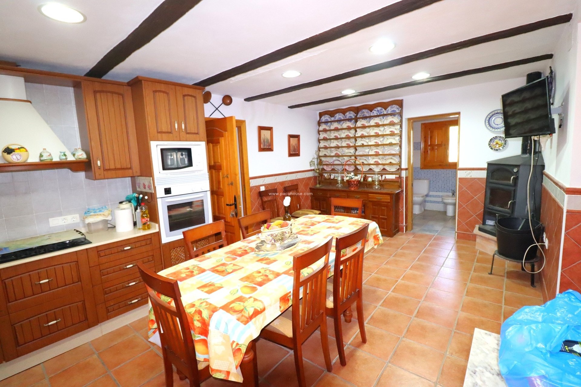 Resale - Cortijo -
Velez-Rubio