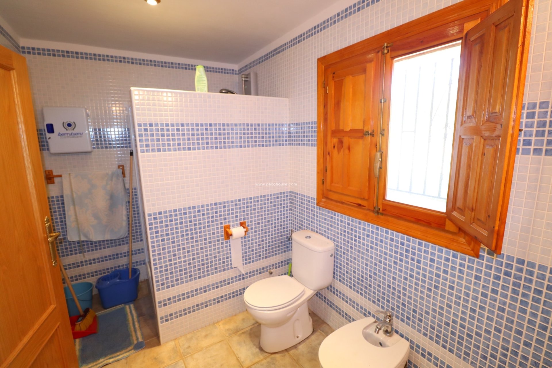 Resale - Cortijo -
Velez-Rubio