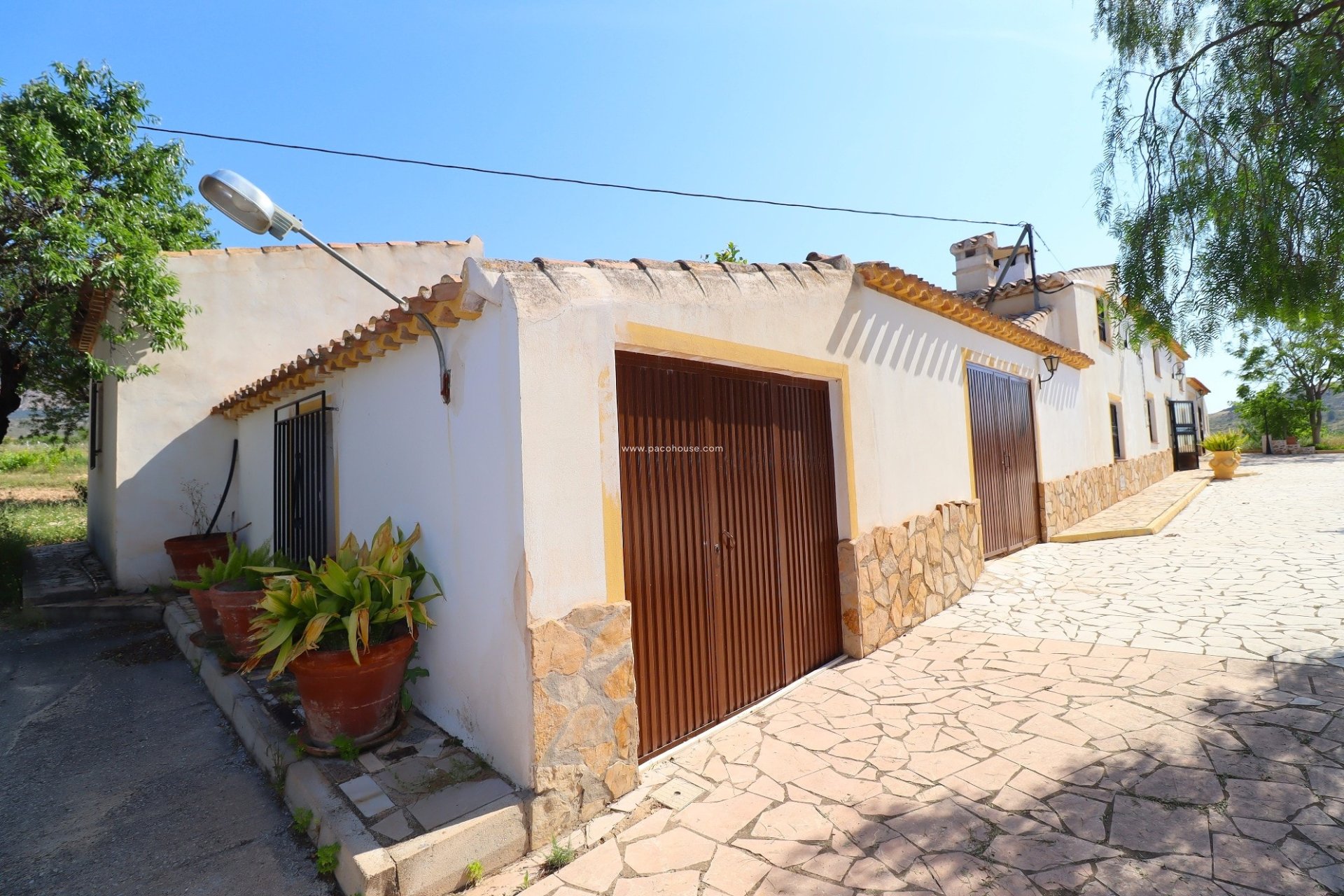 Resale - Cortijo -
Velez-Rubio