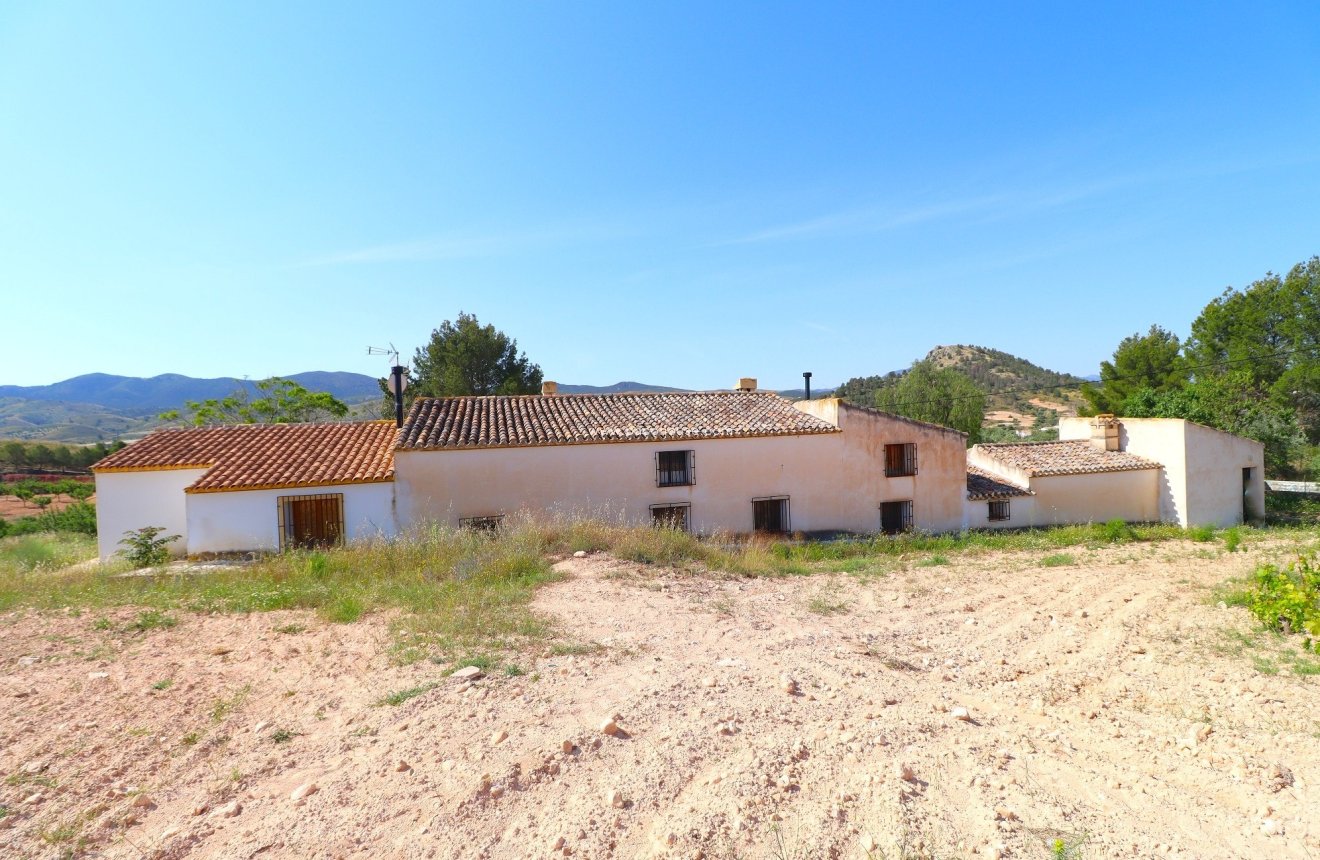 Resale - Cortijo -
Velez-Rubio